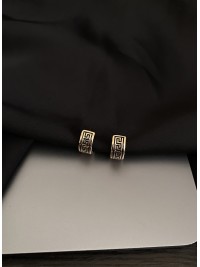 Сережки круглий замок золотого кольору 33822