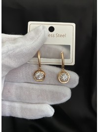 Сережки з великим каменем англійський замок золотого кольору 33823