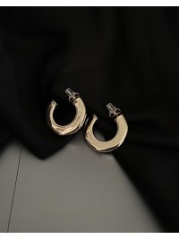 Легкі сережки кільця золотого кольору 33824