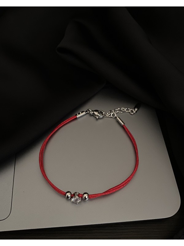 Мінімалістичний браслет з червоною ниткою замок карабін 33829