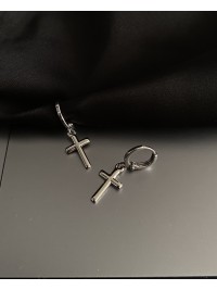 Сережки хрестики круглий замок срібного кольору 33833