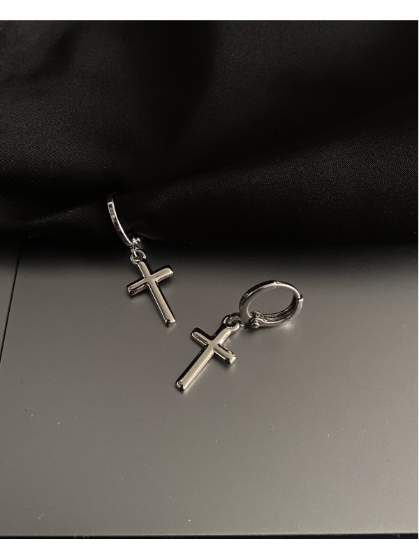 Сережки хрестики круглий замок срібного кольору 33833