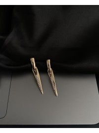 Сережки з камінцями англійський замок золотого кольору 33843