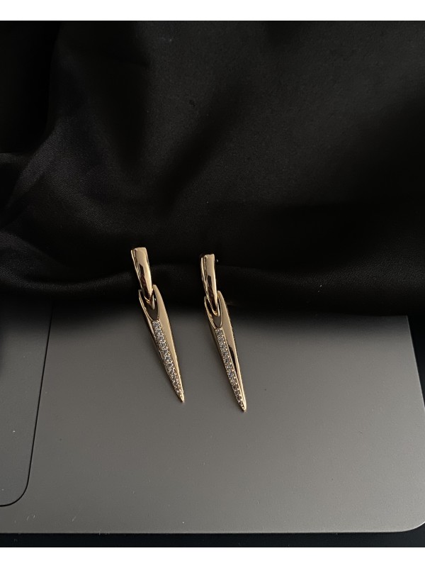 Сережки з камінцями англійський замок золотого кольору 33843