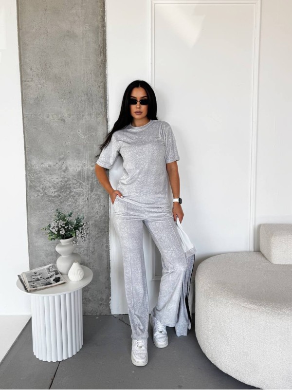 Жіночий велюровий костюм 3-ка сiрого кольору 33845