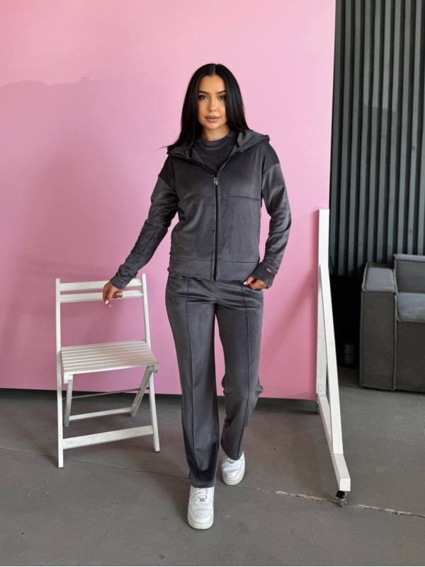 Жіночий велюровий костюм 3-ка графiтового кольору 33846