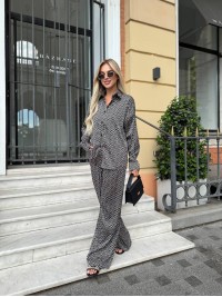 Жіночий прогулянковий костюм чорного кольору 33763