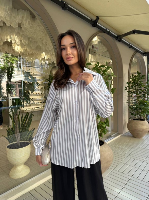 Шовкова жіноча сорочка у смужку сiрого кольору 33928