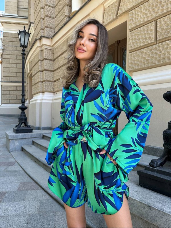 Жiночiй шовковий костюм з кiмоно зеленого кольору 33930