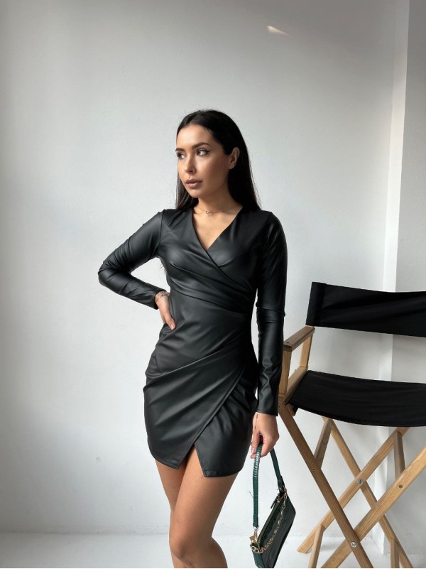 Демiсезонна сукня мiнi з еко-шкiри чорного кольору 33943