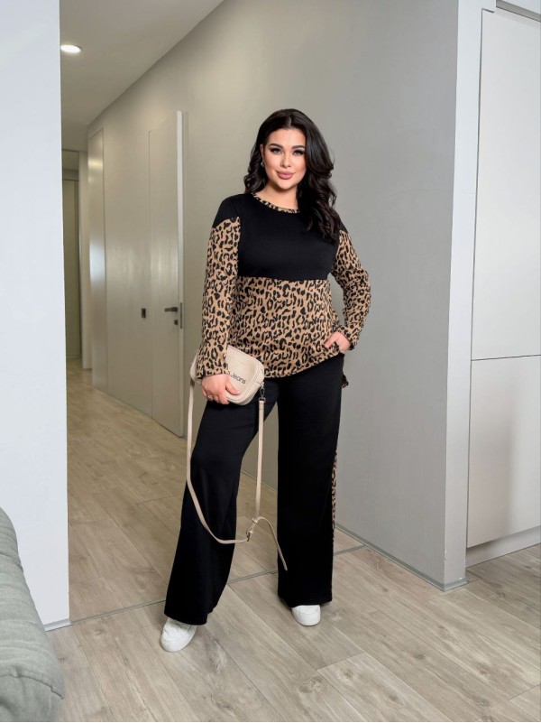 Жіночий легкий комбiнований костюм чорного кольору 33973