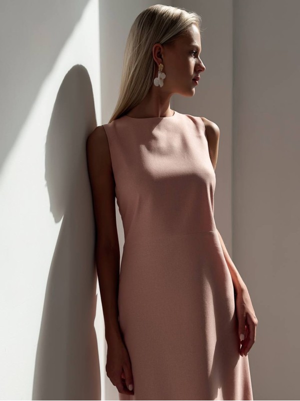 Льняна сукня максі пудрового кольору 33978