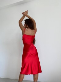 Шовкова сукня мiді червоного кольору 33985