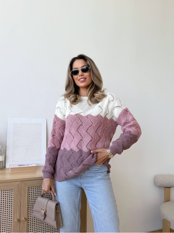 Легкий жіночий светр пудрового кольору 34006