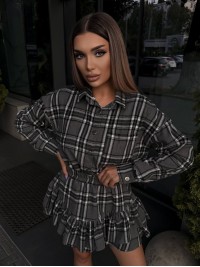 Жіночий костюм зі спідницею в клітку графiтового кольору 34045