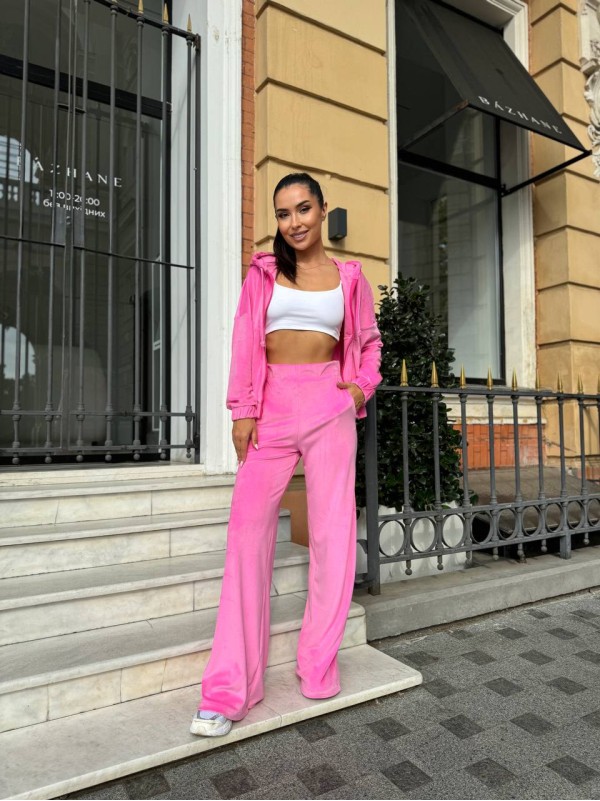 Велюровий жіночий костюм малинового кольору 34055