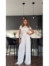 Прогулянковий жіночий костюм молочного кольору 34071