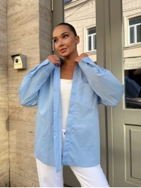 Бавовняна жіноча сорочка блакитного кольору 34086