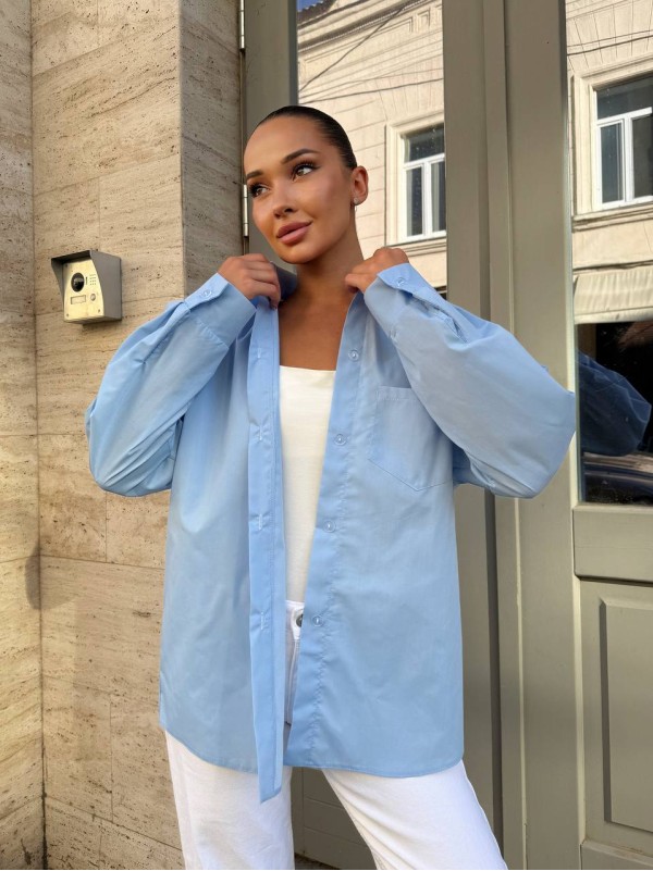 Бавовняна жіноча сорочка блакитного кольору 34086