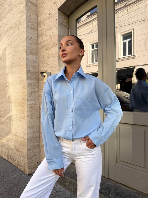 Бавовняна жіноча сорочка блакитного кольору 34086