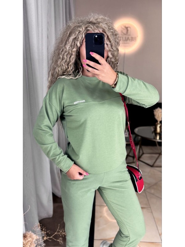Жіночий спортивний костюм оливкового кольору 34106