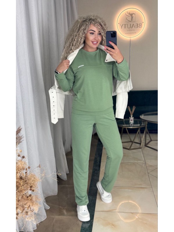 Жіночий спортивний костюм оливкового кольору 34106
