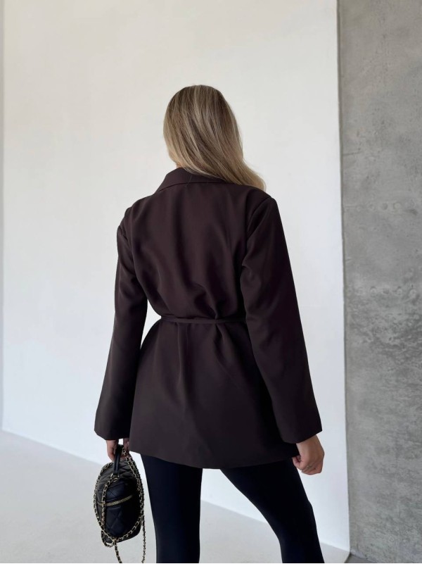 Жіночий подовжений пiджак з поясом коричневого кольору 34122