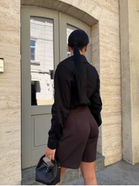 Класична жіноча сорочка чорного кольору 34147