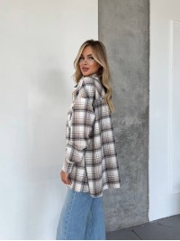 Жіноча фланелева сорочка в клітинку молочного кольору 34152