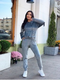 Жіночий спортивний костюм сiрого кольору 34156