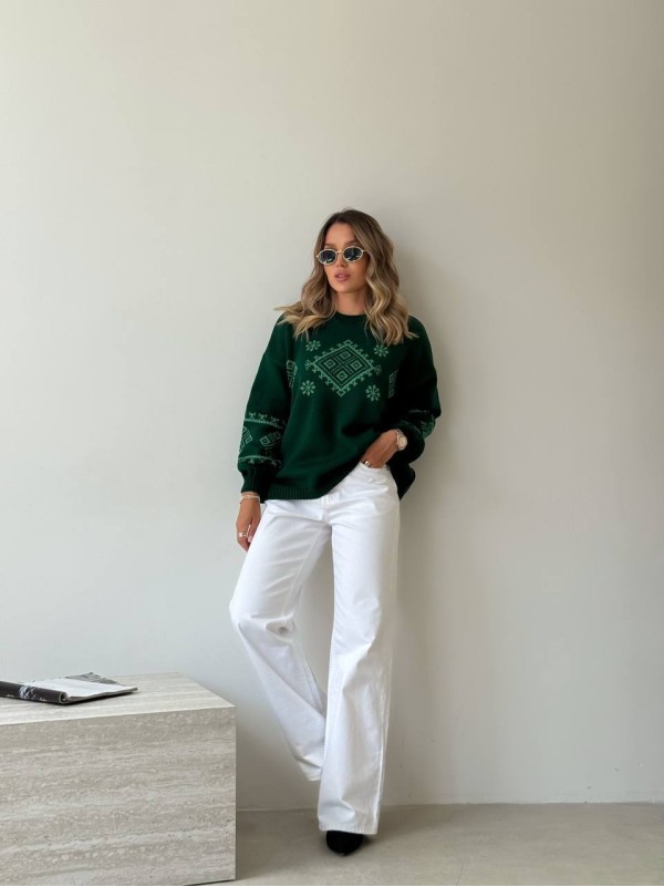 Класичний жіночий светр із етнічним візерунком зеленого кольору 34183