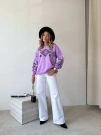 Класичний жіночий светр із етнічним візерунком бузкового кольору 34186