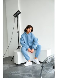 Жіночий теплий костюм з написом блакитного кольору 34212