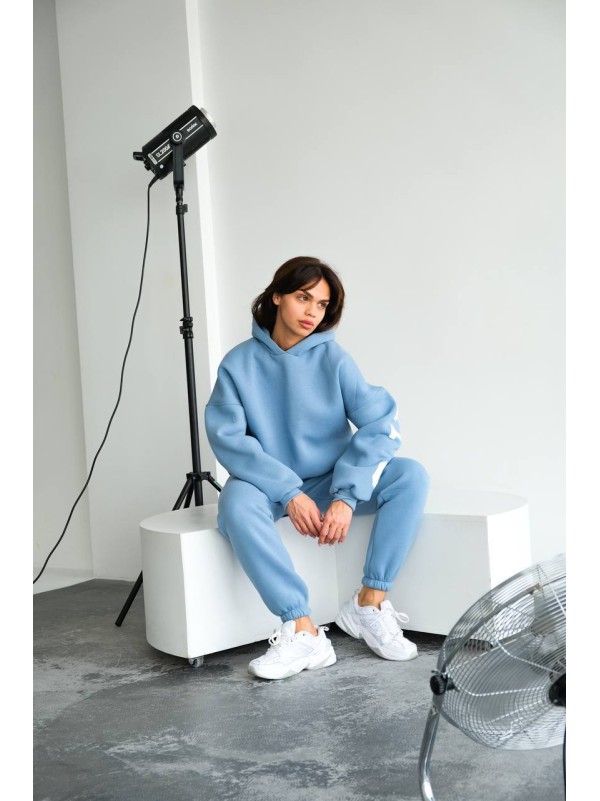 Жіночий теплий костюм з написом блакитного кольору 34212