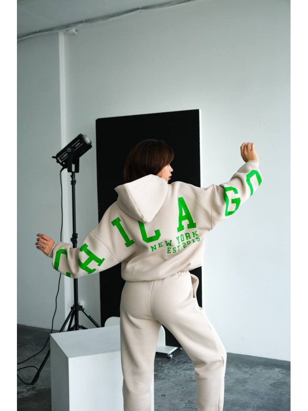 Жіночий теплий костюм з написом бежевого кольору 34214