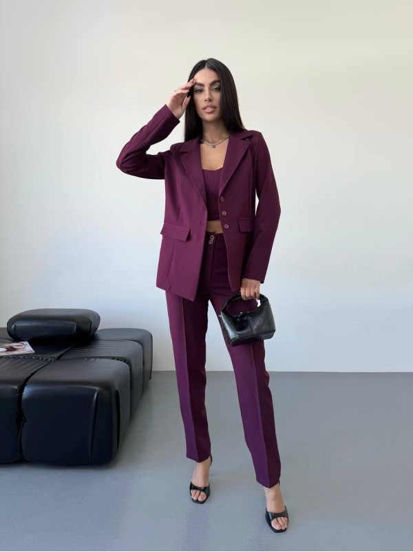 Класичний жiночий костюм тройка з топом бордового кольору 34244