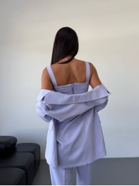 Класичний жiночий костюм тройка з топом лавандового кольору 34252