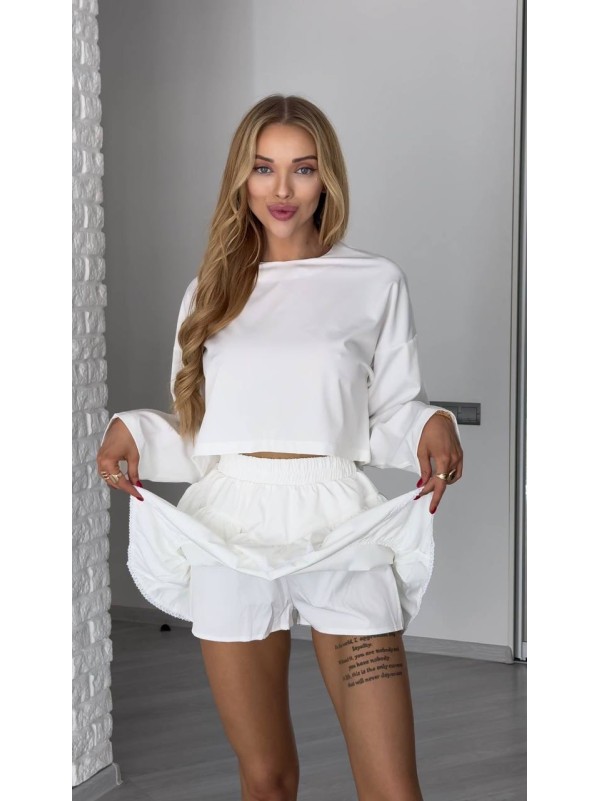 Жiночiй легкий костюм зi спiдницею-шортами молочного кольору 34286