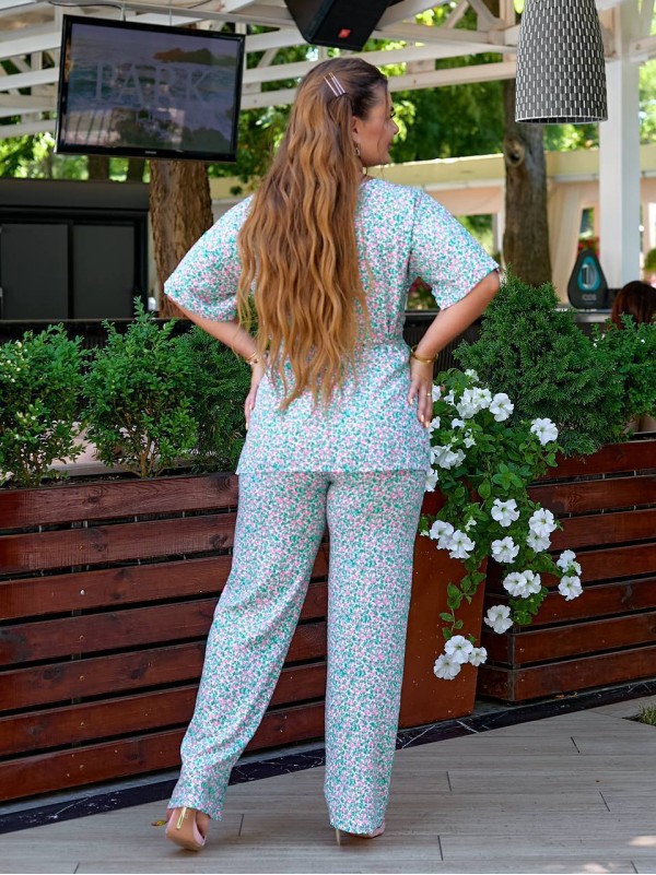 Жiночий прогулянковий костюм м'ятного кольору 34297