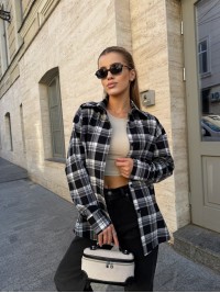 Жіноча фланелева сорочка у клітинку чорного кольору 34333