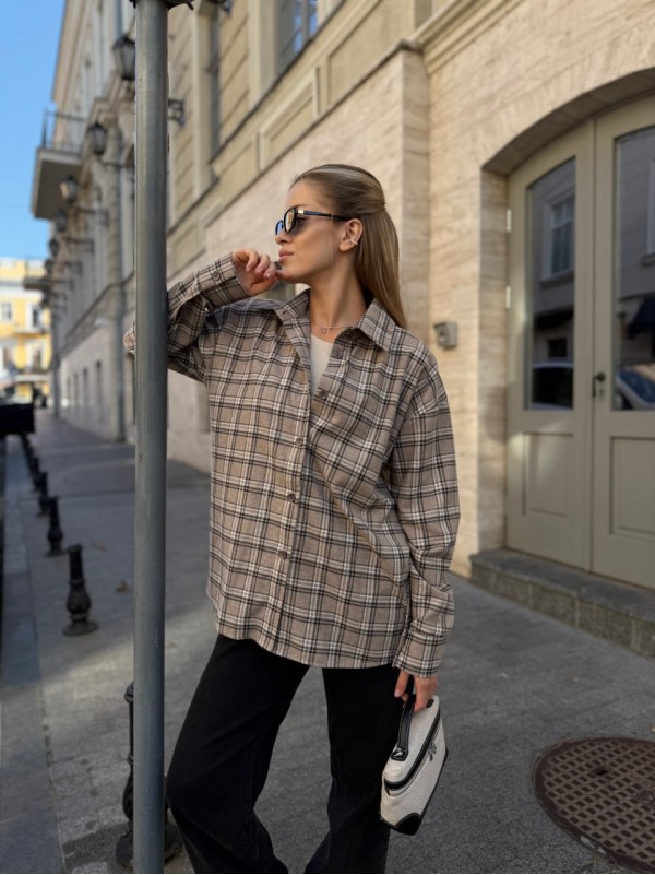 Жіноча фланелева сорочка у клітинку бежевого кольору 34335