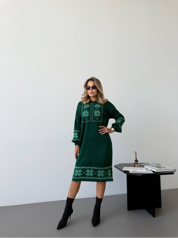 В'язана сукня з етнічним малюнком зеленого кольору 34356