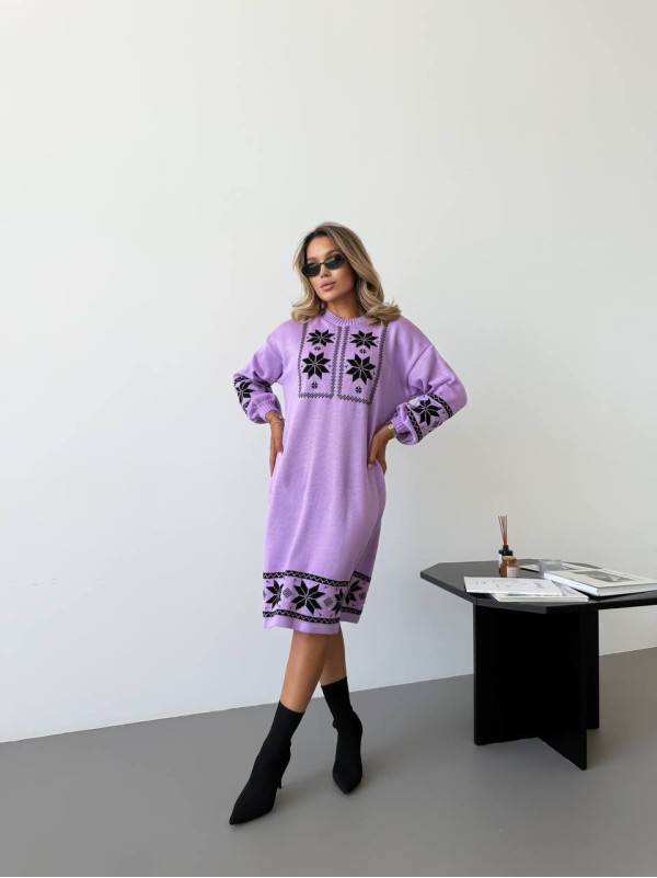 В'язана сукня з етнічним малюнком бузкового кольору 34358