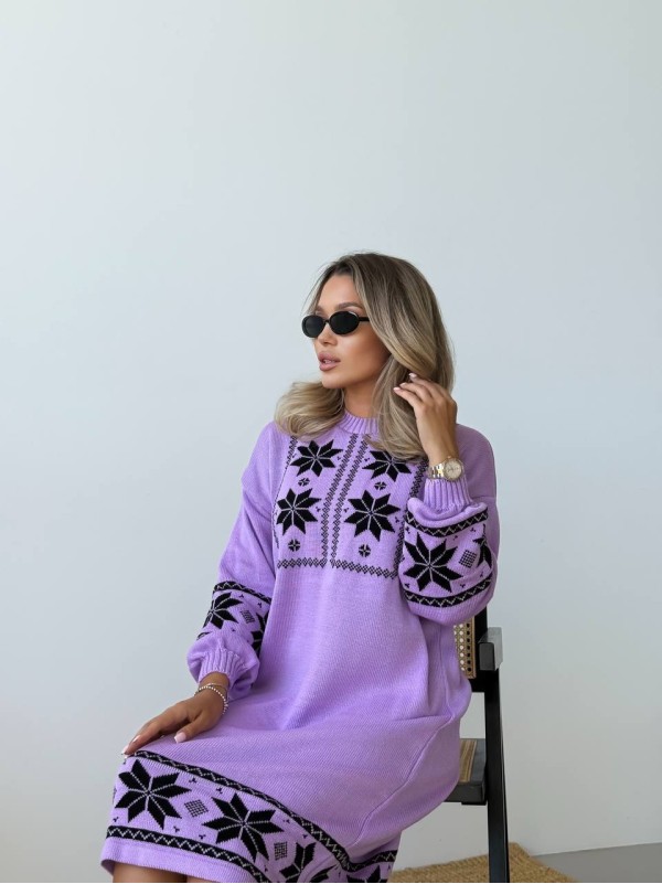 В'язана сукня з етнічним малюнком бузкового кольору 34358