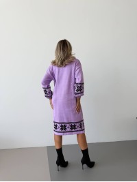 В'язана сукня з етнічним малюнком бузкового кольору 34358