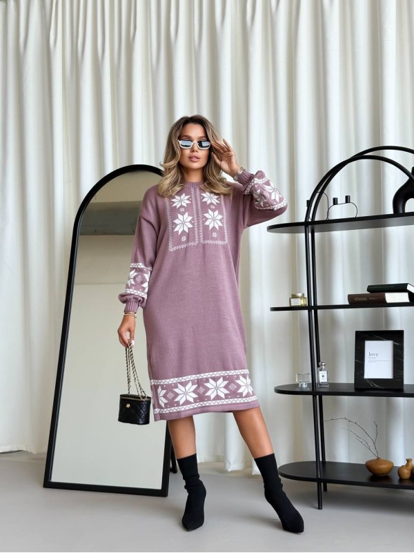В'язана сукня з етнічним малюнком пудрового кольору 34359