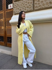 Жіночий довгий кардиган жовтого кольору 34368