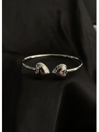 Браслет манжет Сердечки срібного кольору 34386