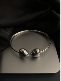 Браслет манжет Сердечки срібного кольору 34386