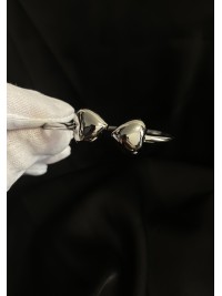 Браслет манжет Сердечки срібного кольору 34386